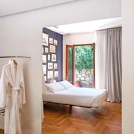 Bed & Breakfast Curiel 4*